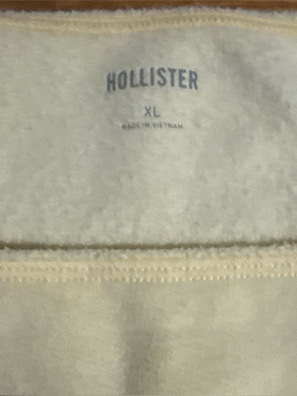 Butter yellow hollister off the shoulder